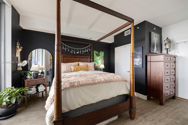 79 SW 12th St PH3904-S, Miami, FL 33130