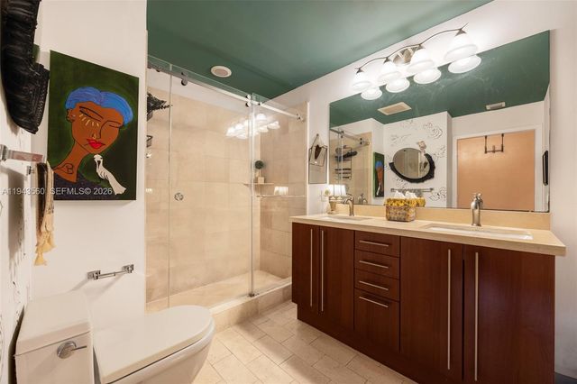 79 SW 12th St PH3904-S, Miami, FL 33130