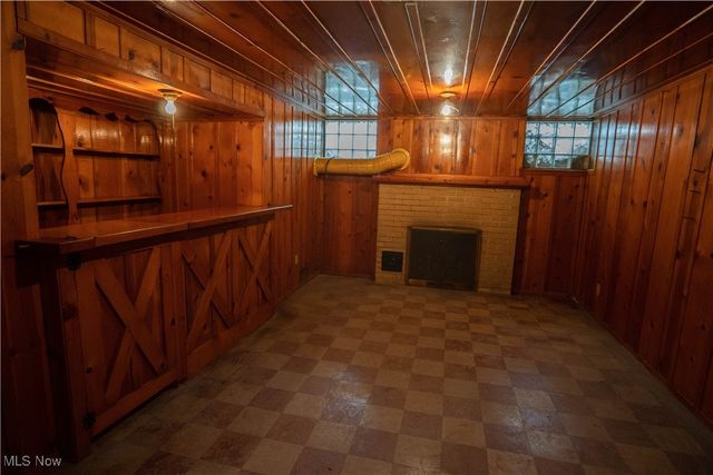 333 17th Street NW, Barberton, OH 44203