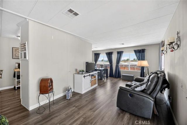 38077 Via Del Largo, Murrieta, CA 92563
