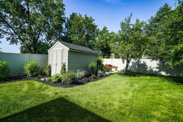 13940 Charleston Drive, Orland Park, IL 60462