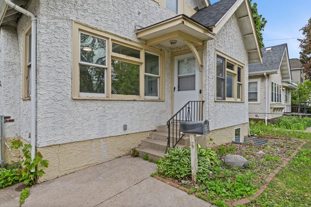 2915 Logan Avenue N, Minneapolis, MN 55411