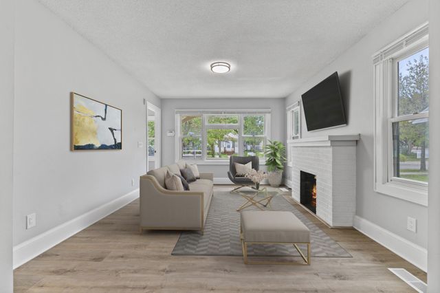2915 Logan Avenue N, Minneapolis, MN 55411