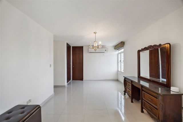 C-27 CALLE CALZADA C-27 URB EL REMANSO, San Juan, PR 00926