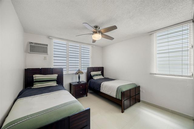 C-27 CALLE CALZADA C-27 URB EL REMANSO, San Juan, PR 00926