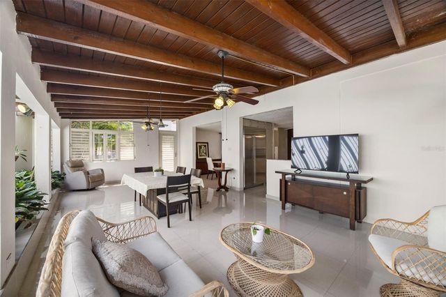 C-27 CALLE CALZADA C-27 URB EL REMANSO, San Juan, PR 00926