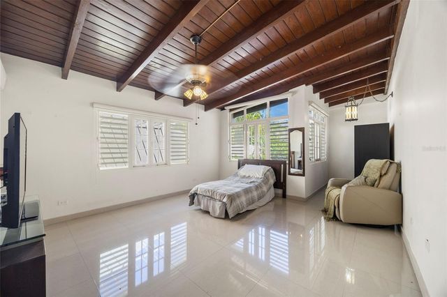 C-27 CALLE CALZADA C-27 URB EL REMANSO, San Juan, PR 00926