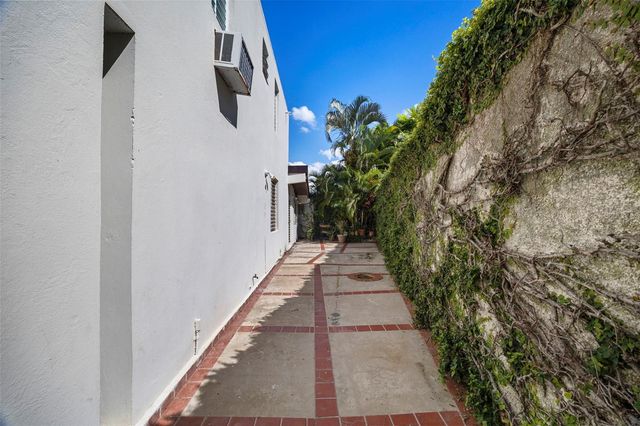 C-27 CALLE CALZADA C-27 URB EL REMANSO, San Juan, PR 00926