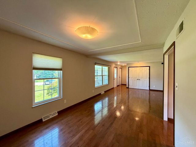 6707 Apache Way, West Chester, OH 45069