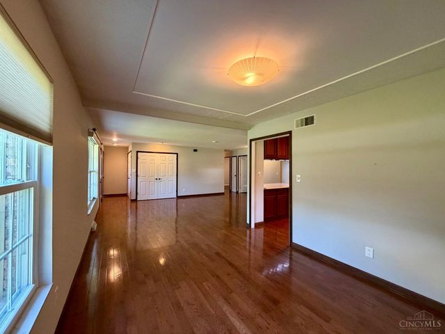 6707 Apache Way, West Chester, OH 45069