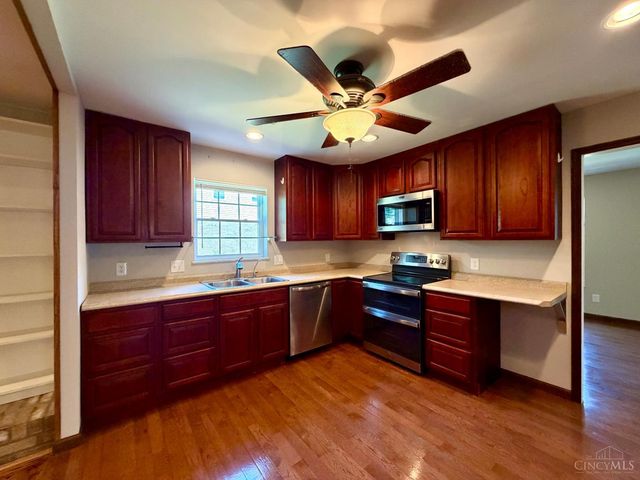 6707 Apache Way, West Chester, OH 45069