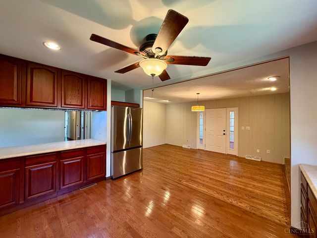 6707 Apache Way, West Chester, OH 45069