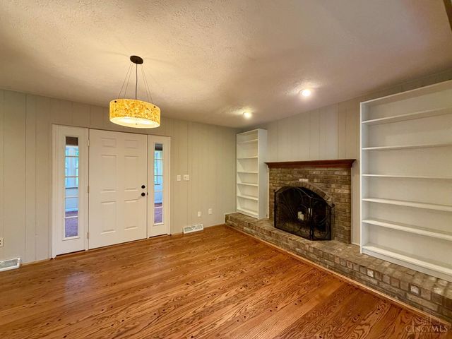 6707 Apache Way, West Chester, OH 45069