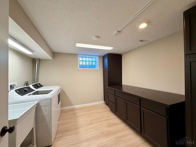 6707 Apache Way, West Chester, OH 45069
