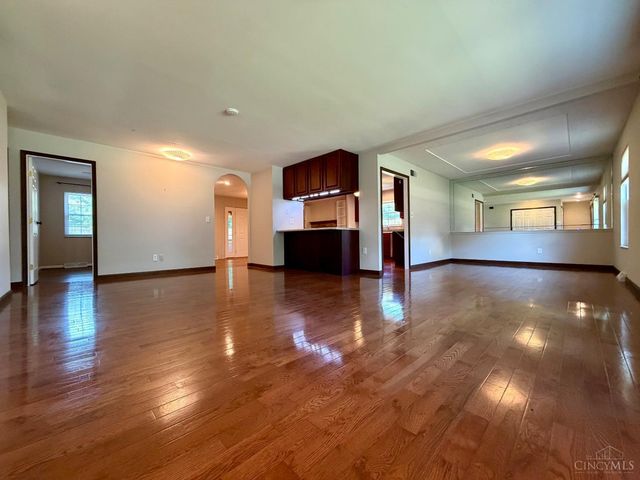 6707 Apache Way, West Chester, OH 45069