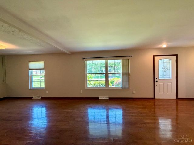 6707 Apache Way, West Chester, OH 45069