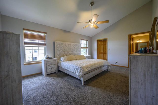 5278 W Highlands COURT, Franklin, WI 53132