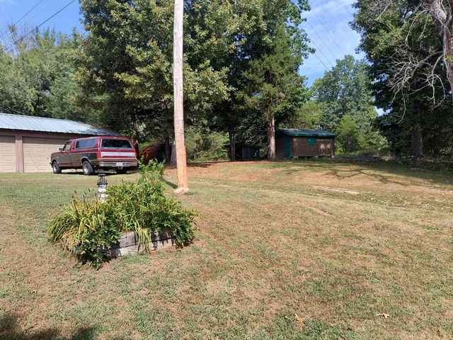 2916 County Road 662, Theodosia, MO 65761