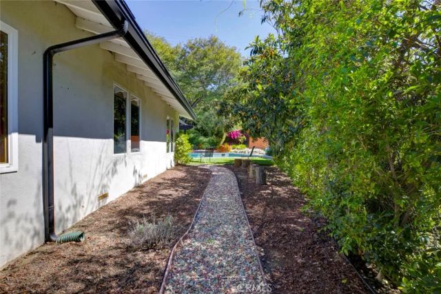 650 Sierra Meadows, Sierra Madre, CA 91024