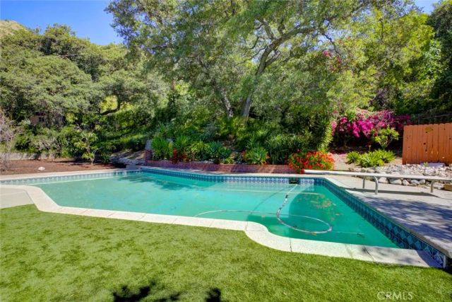 650 Sierra Meadows, Sierra Madre, CA 91024