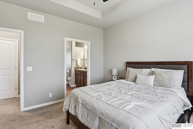 21052 Monroe Street, Elkhorn, NE 68022