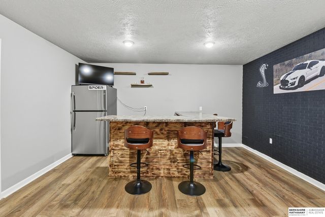 21052 Monroe Street, Elkhorn, NE 68022