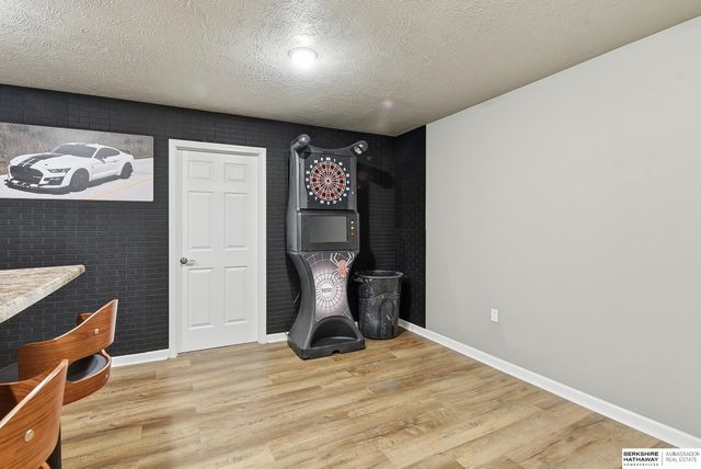 21052 Monroe Street, Elkhorn, NE 68022