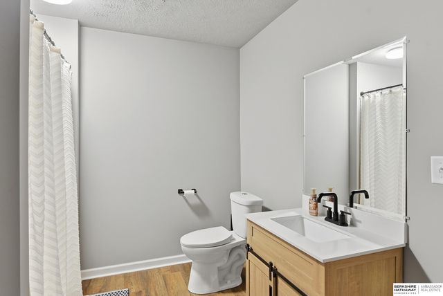 21052 Monroe Street, Elkhorn, NE 68022