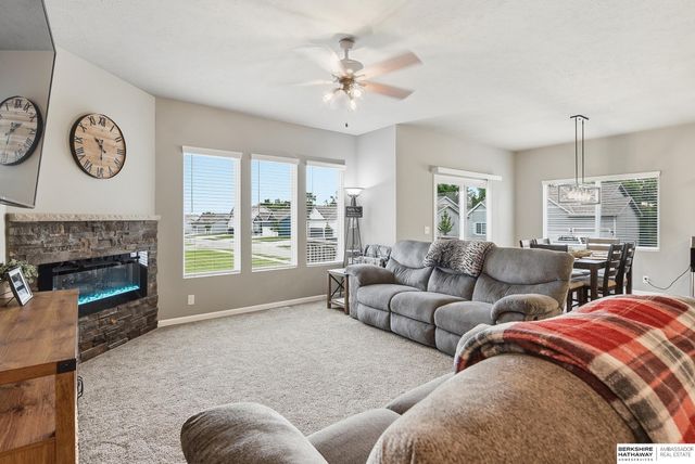21052 Monroe Street, Elkhorn, NE 68022