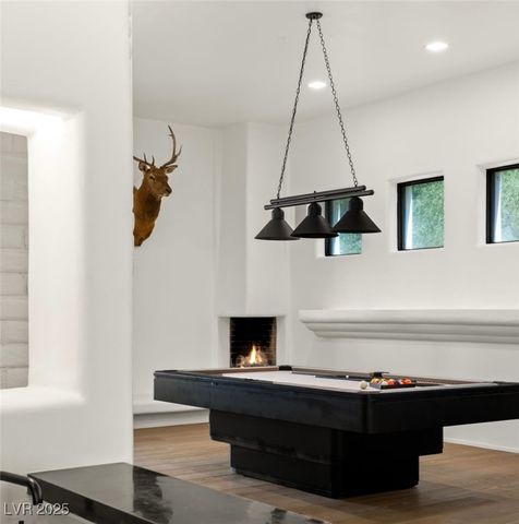 7330 North RAINBOW Boulevard, Las Vegas, NV 89131