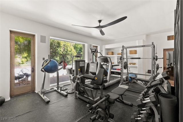 7330 North RAINBOW Boulevard, Las Vegas, NV 89131