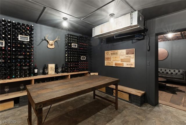 7330 North RAINBOW Boulevard, Las Vegas, NV 89131