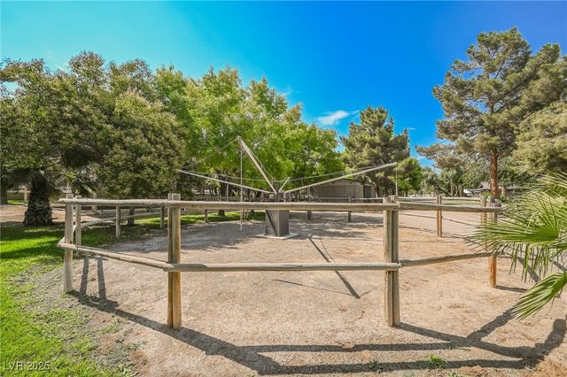 7330 North RAINBOW Boulevard, Las Vegas, NV 89131