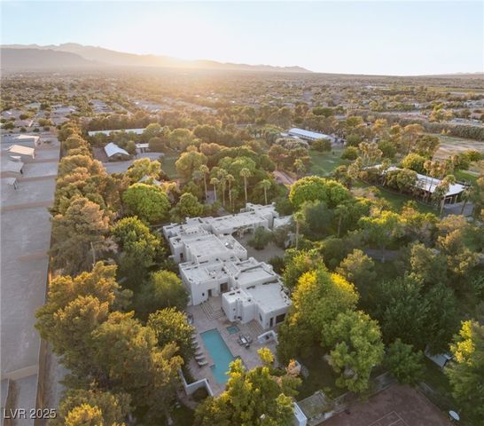 7330 North RAINBOW Boulevard, Las Vegas, NV 89131