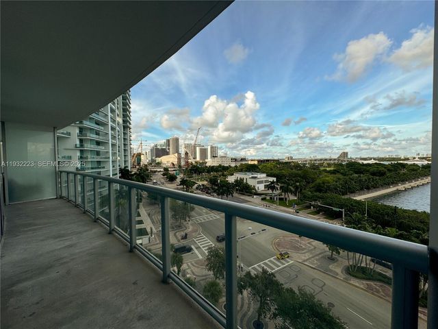 888 Biscayne Blvd 709, Miami, FL 33132