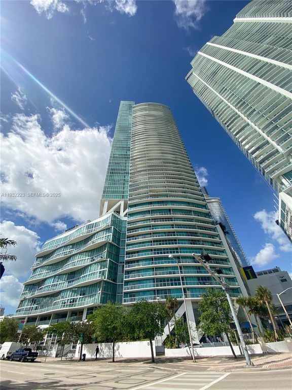 888 Biscayne Blvd 709, Miami, FL 33132