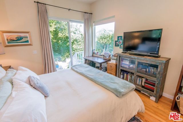 1342 Miller Drive, West Hollywood, CA 90069