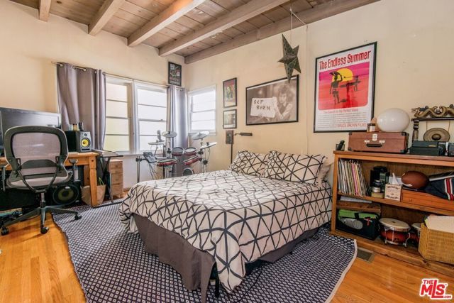 1342 Miller Drive, West Hollywood, CA 90069