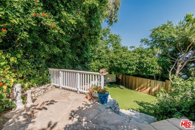 1342 Miller Drive, West Hollywood, CA 90069