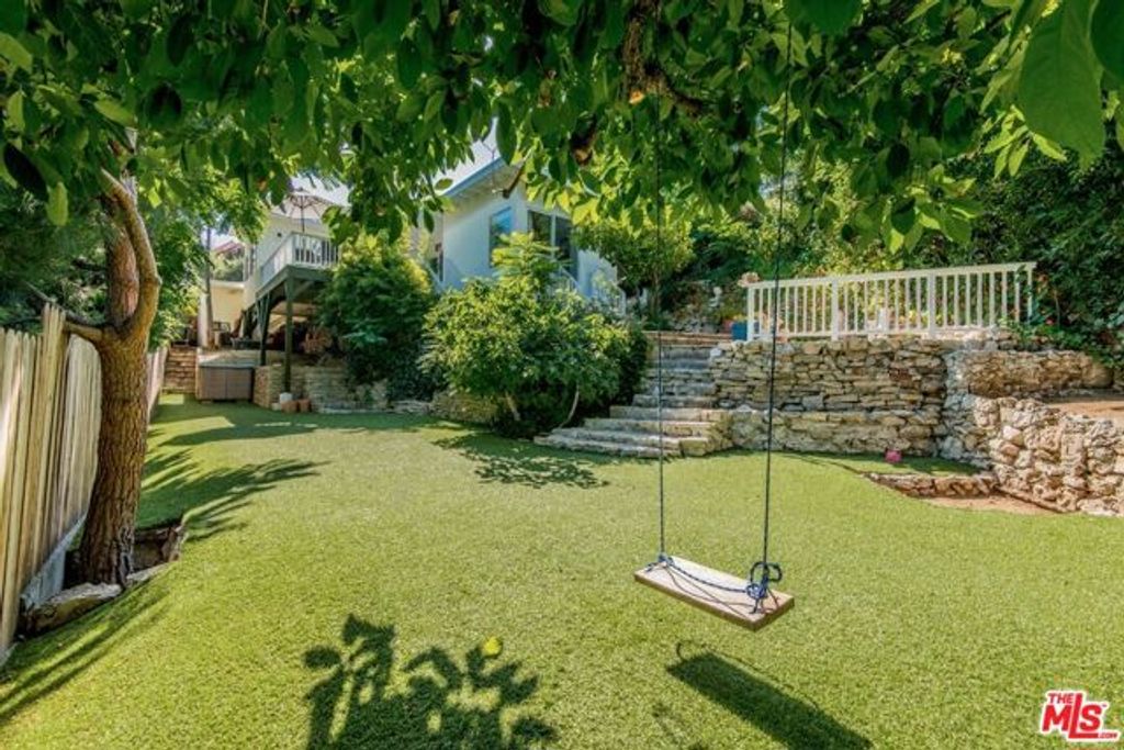 1342 Miller Drive, West Hollywood, CA 90069