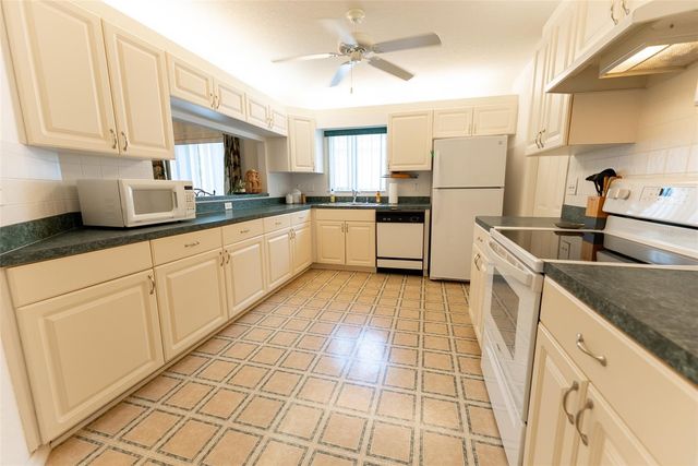 8649 SE 141ST PLACE, Summerfield, FL 34491