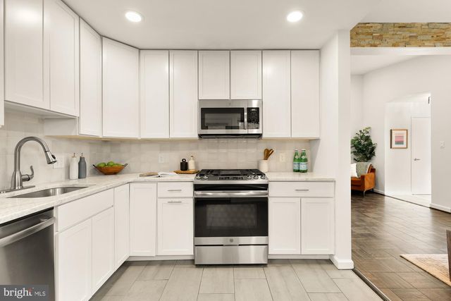 7424 8TH ST NW, Washington, DC 20012