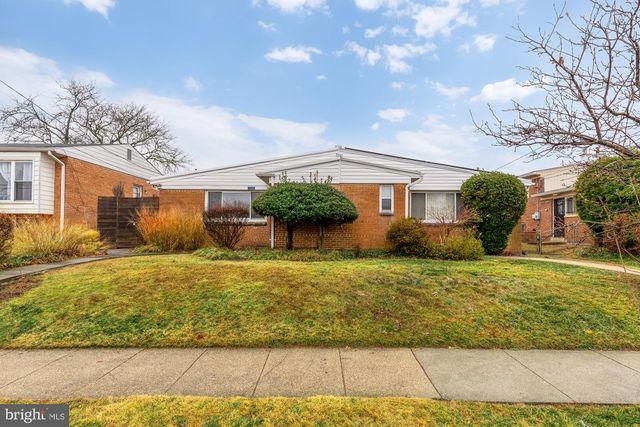 7424 8TH ST NW, Washington, DC 20012