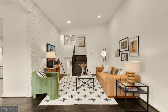 7424 8TH ST NW, Washington, DC 20012