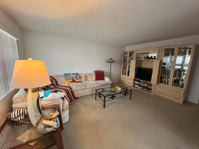 699 Flanders O, Delray Beach, FL 33484
