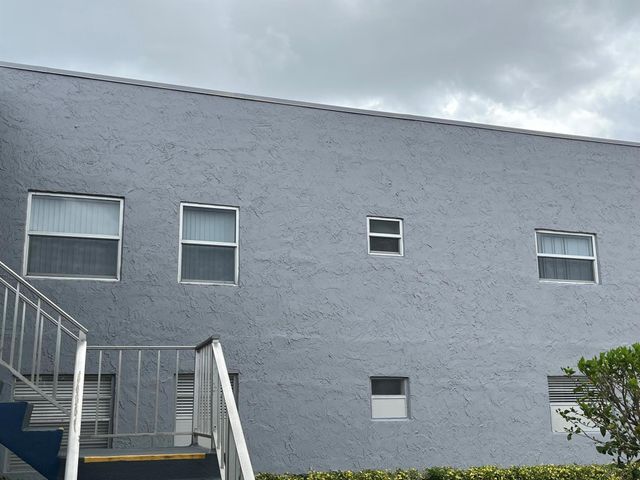 699 Flanders O, Delray Beach, FL 33484