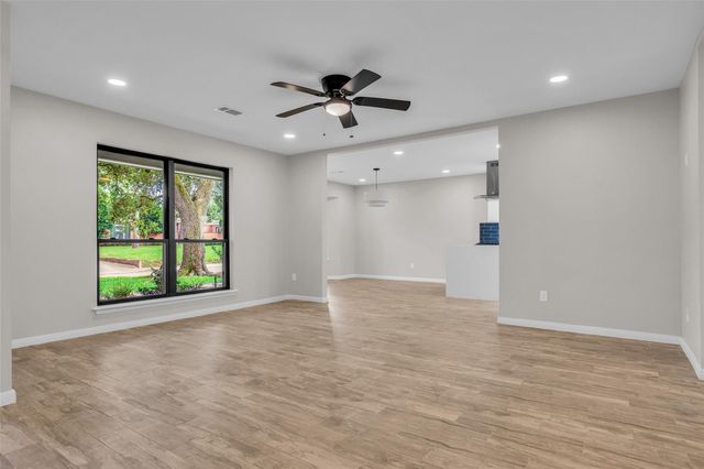 10006 Candlewood Drive, Houston, TX 77042