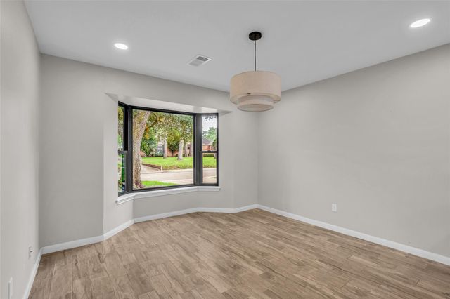 10006 Candlewood Drive, Houston, TX 77042