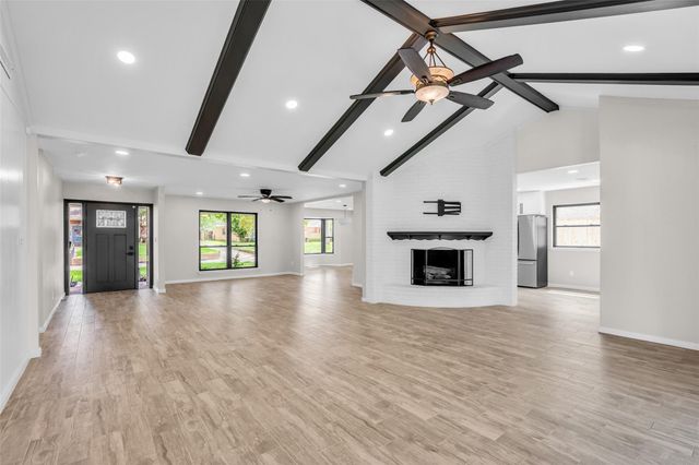10006 Candlewood Drive, Houston, TX 77042