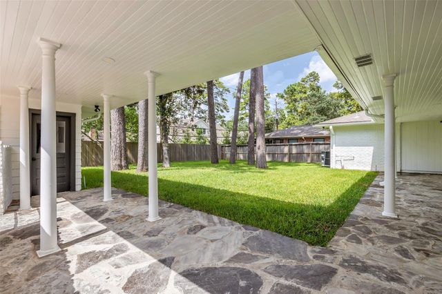 10006 Candlewood Drive, Houston, TX 77042